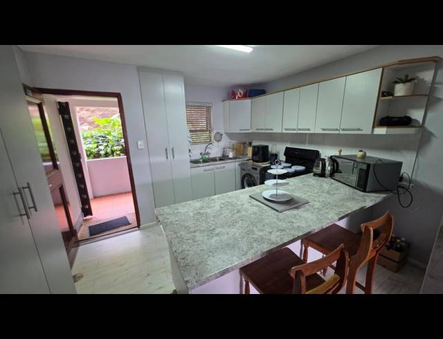 2 BEDROOM APARTMENT FOR SALE IN BOLAND PARK